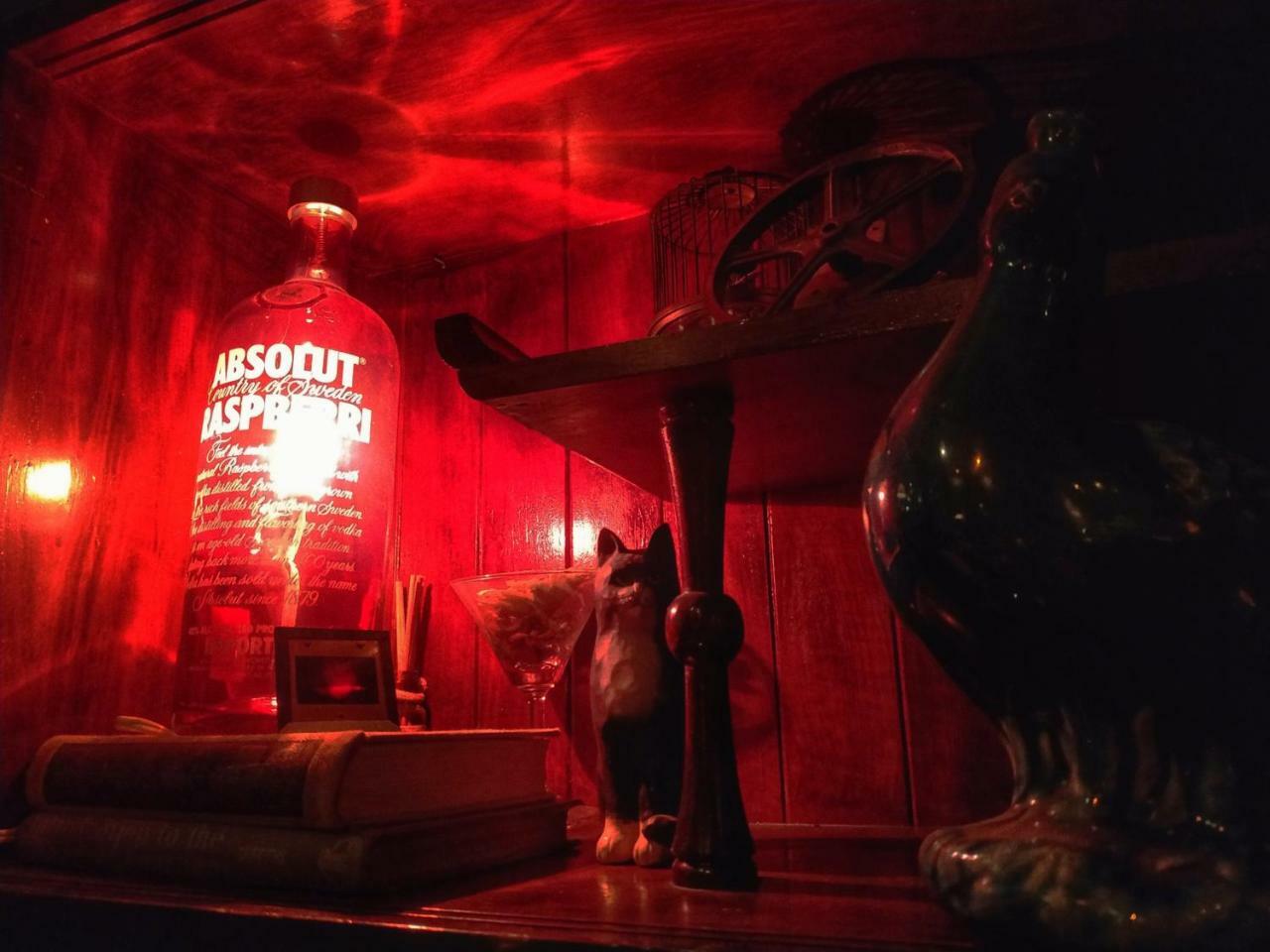 Goin Old House & Bar Apartment Тайнан Екстериор снимка