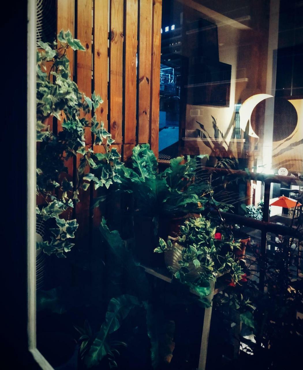 Goin Old House & Bar Apartment Тайнан Екстериор снимка